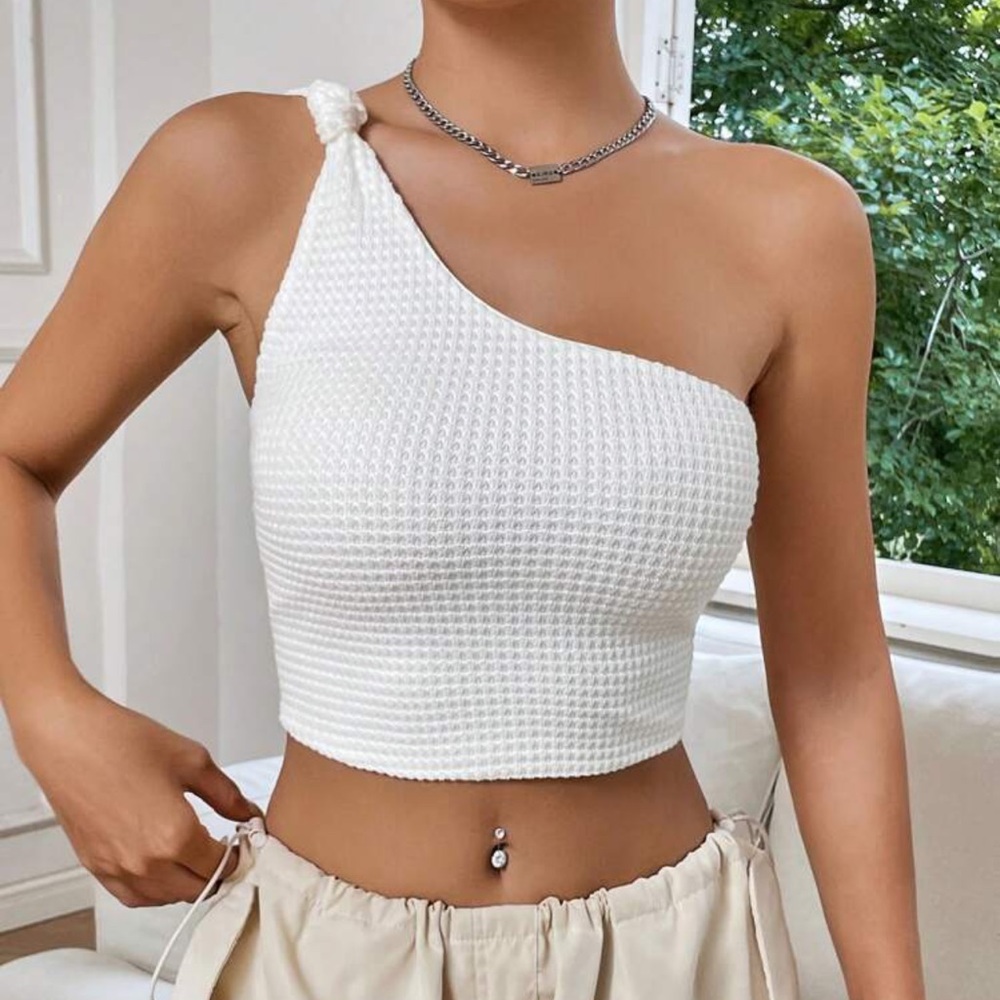 one shoulder summer crop top. Size M